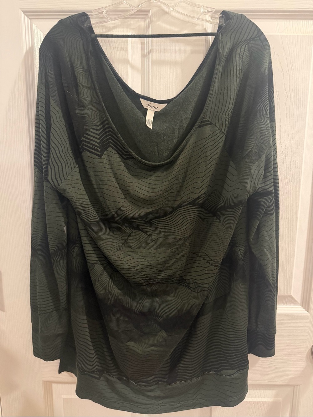 Soma Large Green Abstract Wave Print Long Sleeve Top